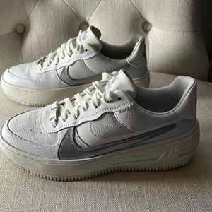 Nike Air Force 1 PLT.AF.ORM Women's Shoes, Size 7
